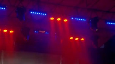 Konser renkli ışıklar