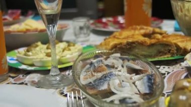 Yemek masada..