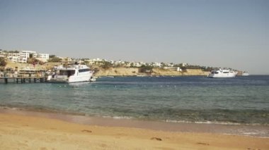 Mısır'daki Beach. Resort kırmızı Yalı