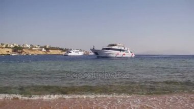 Mısır'daki Beach. Resort kırmızı Yalı