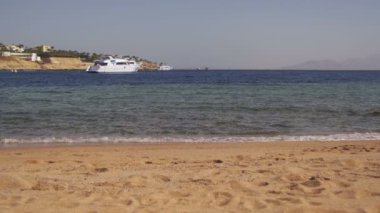 Mısır'daki Beach. Resort kırmızı Yalı