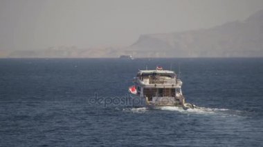 Tekne yüzen Red Sea'deki/daki cruise