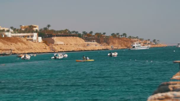 Vista del paisaje de los barcos en el Mar Rojo, Egipto . — Vídeos de Stock