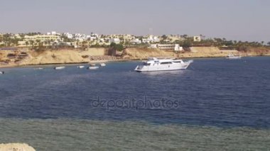 Mısır'daki Beach. Resort kırmızı Yalı