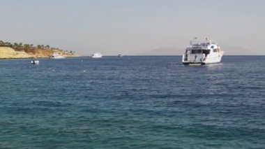 Mısır'daki Beach. Resort kırmızı Yalı
