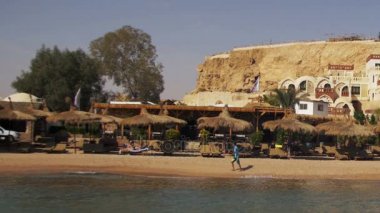 Mısır'daki Beach. Resort kırmızı Yalı