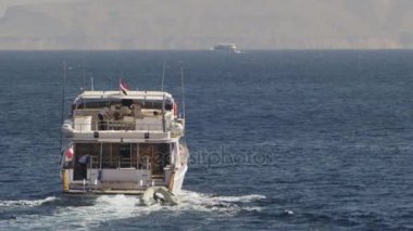 Tekne yüzen Red Sea'deki/daki cruise