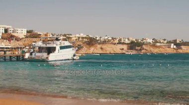 Mısır'daki Beach. Resort kırmızı Yalı