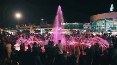 Çeşme, Soho Meydanı gece, Mısır