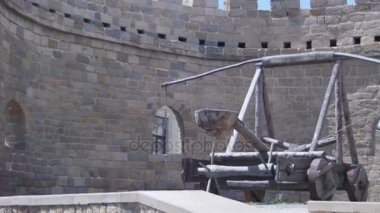 Bakü, Azerbaycan'ın eski şehir kale kule üzerinde mancınık felaket