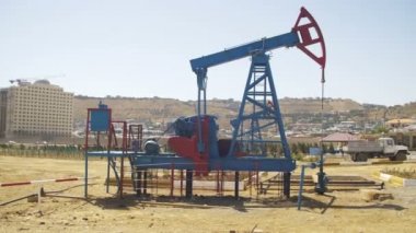 Yağ pompası, pompa jack. Fosil yakıt enerji, eski birim pompa