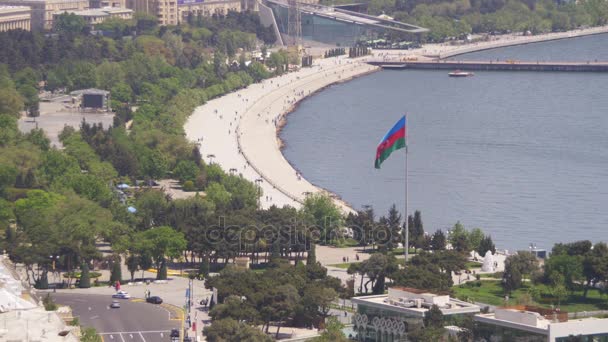 バクー、アゼルバイジャンの都市の上からパノラマ ビュー — ストック動画