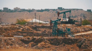 Yağ pompası, pompa jack. Fosil yakıt enerji, eski birim pompa