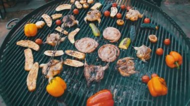 Et ve sebze ızgara pişirme Üstten Görünüm