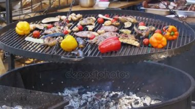 Pişirme Barbekü Delicious ve sebze ızgara