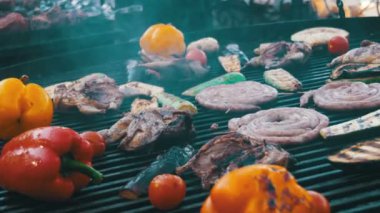 Pişirme Barbekü Delicious ve sebze ızgara