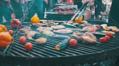 Pişirme Barbekü Delicious ve sebze ızgara