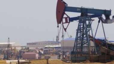 Yağ pompaları, pompa jack. Fosil yakıt enerji, eski birim pompa