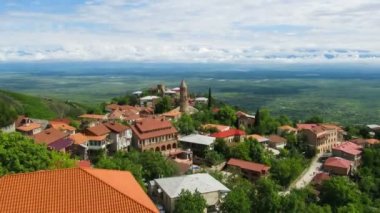 Sighnaghi, Georgia. Manzara şehrin bir görünümünü yukarıda. Zaman atlamalı