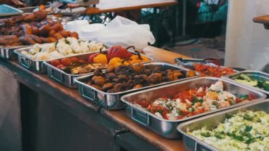 Sayaç piyasada sokak gıda