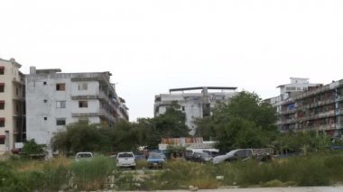 Asya 'da gecekondu mahallesi. Tayland 'da fakir bir bölge, Pattaya. Eski yurt, yoksulluk.