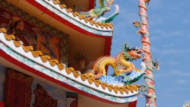 Architektur des chinesischen Tempels Bangsaen in Thailand. Äußeres Erscheinungsbild — Stockvideo