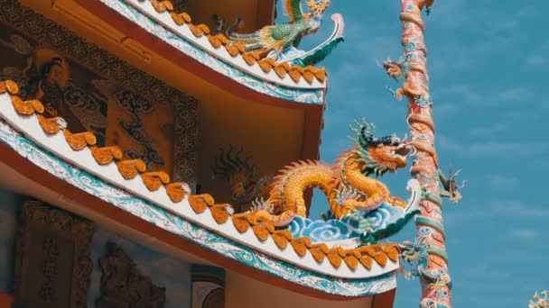 Architectuur van de Chinese Bangsaen van de tempel in Thailand. Uiterlijk — Stockvideo