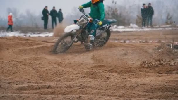 Motocross. Off-road závody na enduro kola. Zpomalený pohyb — Stock video