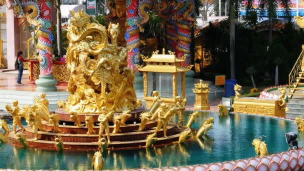 De architectuur van de Chinese Bangsaen van de tempel in Thailand. — Stockvideo