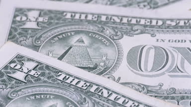 Bir dolar her gören göz. 1 dolar dolar mezhepleri ters tarafında