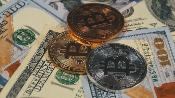 Bitcoin 동전 Btc 및 달러는 자전 — 비디오