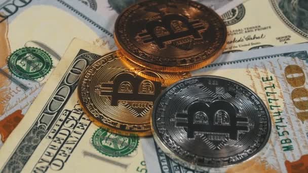 Bitcoin Koin BTC dan Dolar Putar — Stok Video