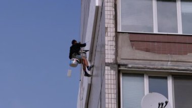 Stil köpük kullanarak Eski Yüksek Binaların Endüstriyel Tırmanma İzolasyonu