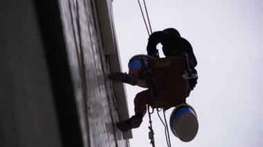 Stil köpük kullanarak Eski Yüksek Binaların Endüstriyel Tırmanma İzolasyonu