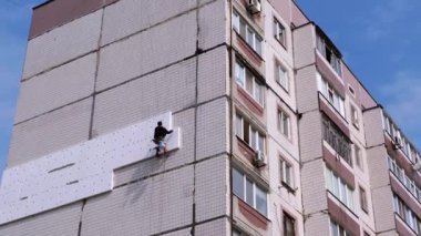 Stil köpük kullanarak Eski Yüksek Binaların Endüstriyel Tırmanma İzolasyonu