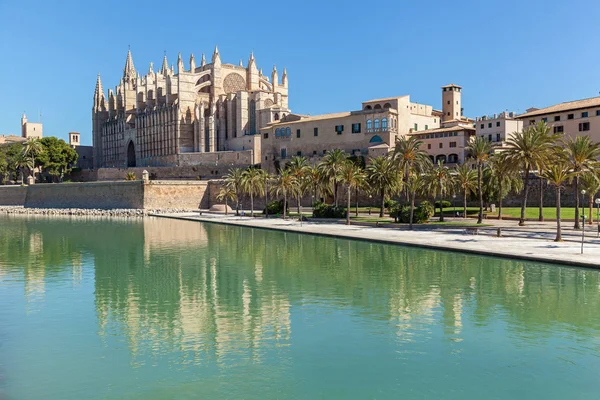 Della Palma Katedrali.