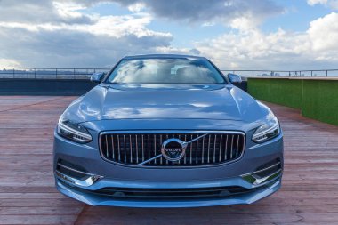 Volvo S90 içinde Ukrayna'resmi temsilciliği
