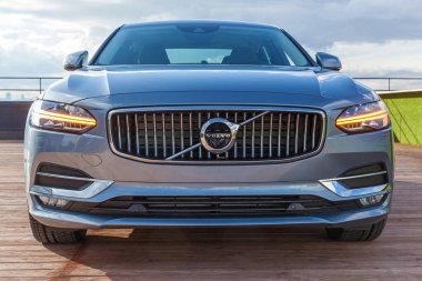  Volvo S90 içinde Ukrayna'resmi temsilciliği.