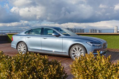  Araba Volvo S90 