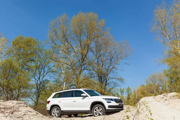 Skoda Kodiaq 2.0 Tdi модельного року 2017 — стокове фото