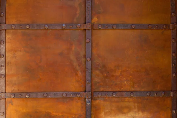 テクスチャの金属の古い門 — ストック写真