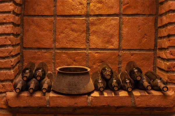 오래 된 와인 금고는 조지아에서 — 스톡 사진