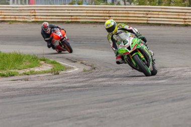 yarışmalar yüzük motosiklet