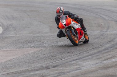 yarışmalar yüzük motosiklet