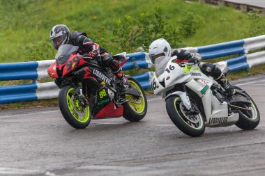 yarışmalar yüzük motosiklet