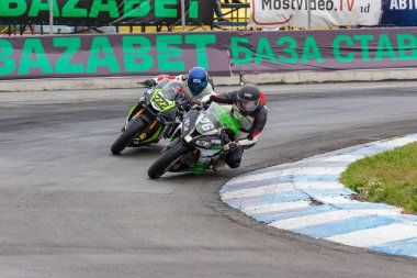 yarışmalar yüzük motosiklet
