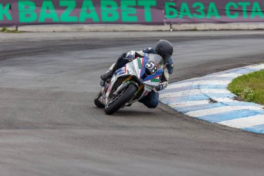 yarışmalar yüzük motosiklet