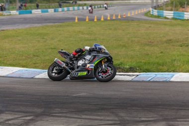 yarışmalar yüzük motosiklet