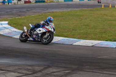 yarışmalar yüzük motosiklet