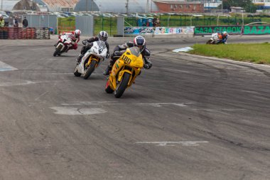 yarışmalar yüzük motosiklet